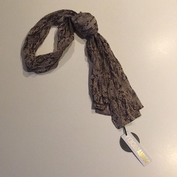 Amuse Society Scarf  - Picture 2 of 3